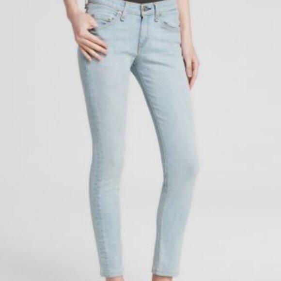 rag & bone Denim - Rag & Bone Capri Skinny Jeans in light wash